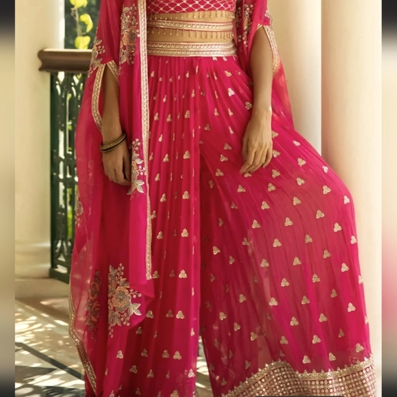 Ethnic Indian Wear Other - Fuschia pink palazzo set with bustier and floral motif cepe